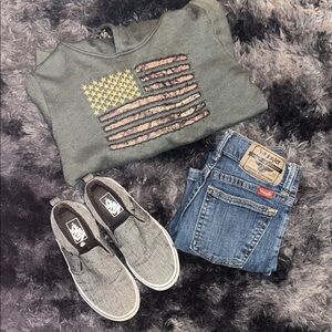 Mossy Oak CAMO American 🇺🇸 Hoodie, Wrangler Jeans 👖 and a Pair of VANS